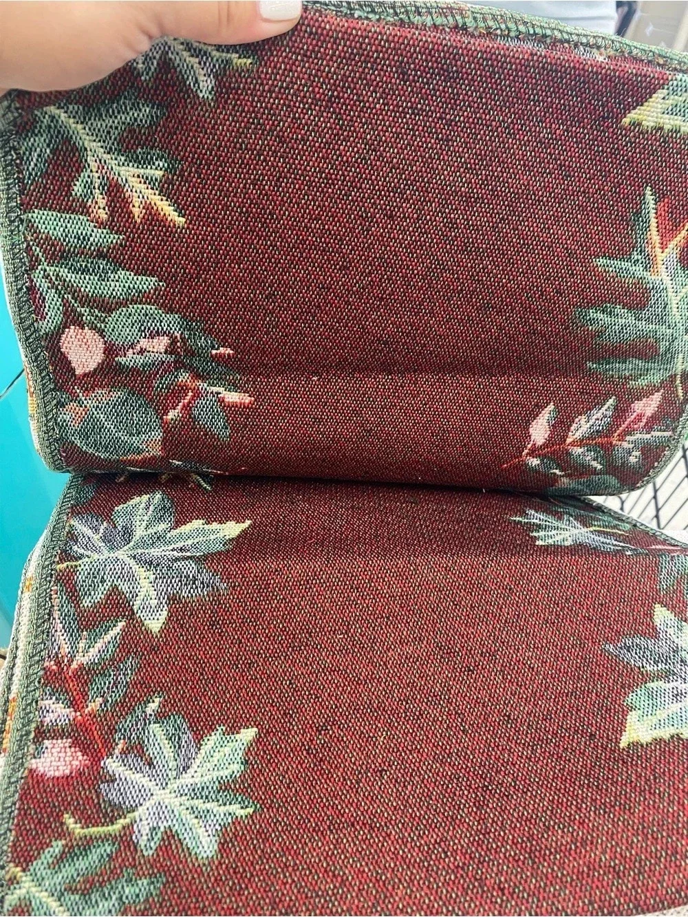 Seasonal Floral Table Runner in Cream & Red NWT